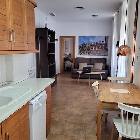 Living Valencia Apartments - Merced Εξωτερικό φωτογραφία