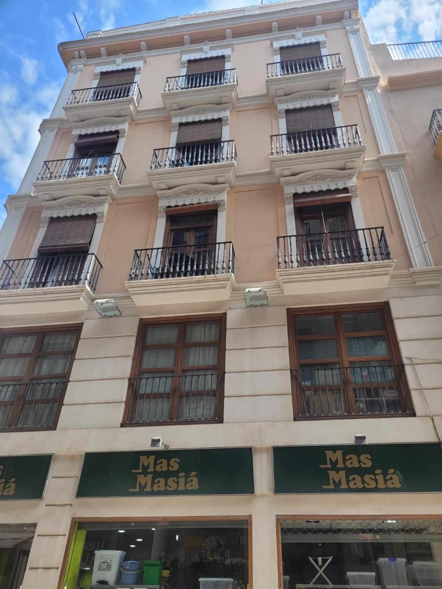 Living Valencia Apartments - Merced Εξωτερικό φωτογραφία