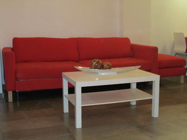 Living Valencia Apartments - Merced Εξωτερικό φωτογραφία